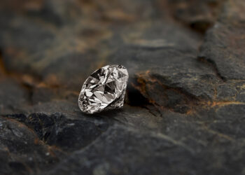 Batubara, Berlian, dan Manusia