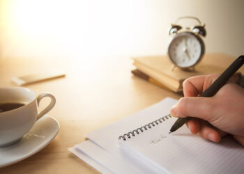 Membaca Buku dan Mengarang, Kakak-Adik Kandung Tak Terpisahkan