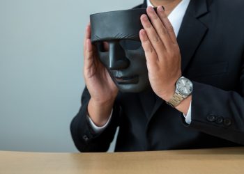 Membangun Karakter Merevolusi Mental