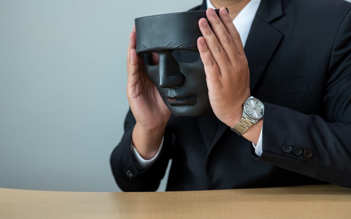 Membangun Karakter Merevolusi Mental