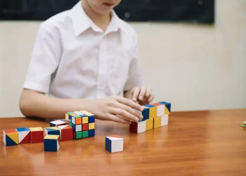 Membangun Istana Pengetahuan