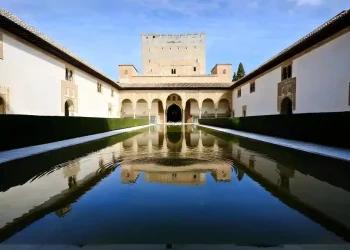 Andalusia dan Lubna dari Cordoba